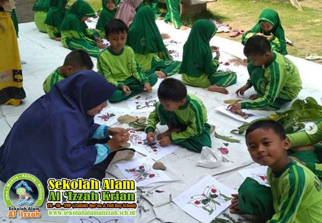 Foto  SEKOLAH ALAM AL IZZAH KRIAN SIDOARJO - Telp 