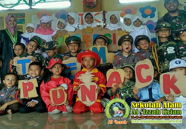 Foto  SEKOLAH ALAM AL IZZAH KRIAN SIDOARJO - Telp 